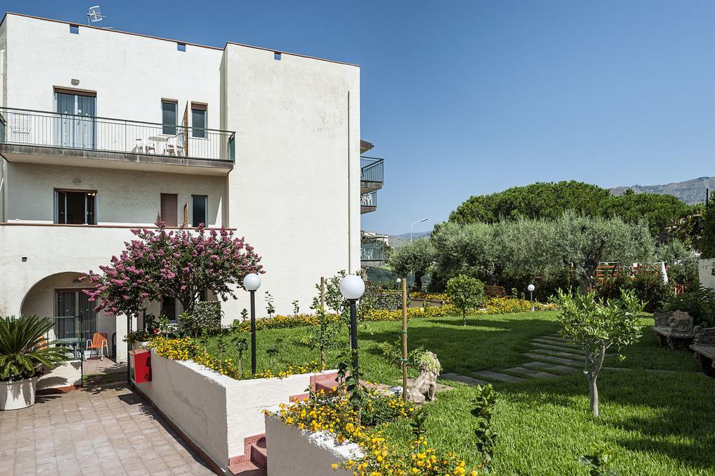 Villa Collina Giardini Naxos Exteriér fotografie