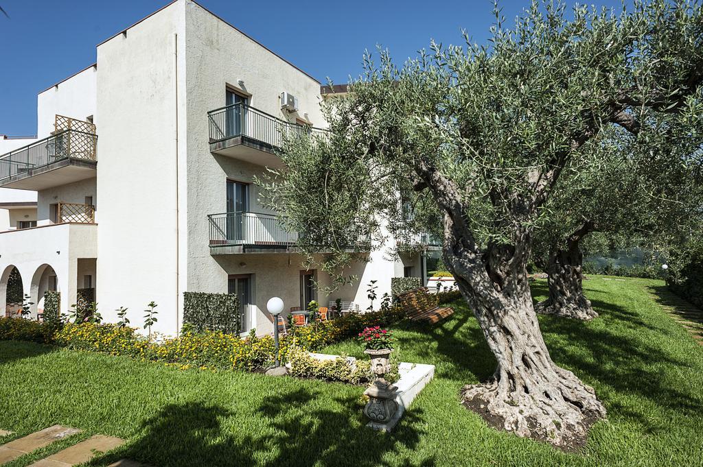 Villa Collina Giardini Naxos Exteriér fotografie