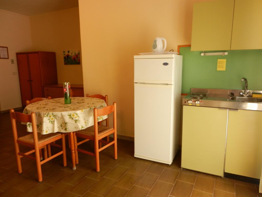 Villa Collina Giardini Naxos Pokoj fotografie